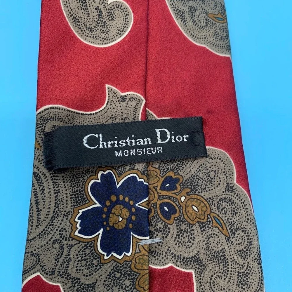 Christian Dior Red Floral Paisley Silk Designer Preppy Men's Classic Neck Tie